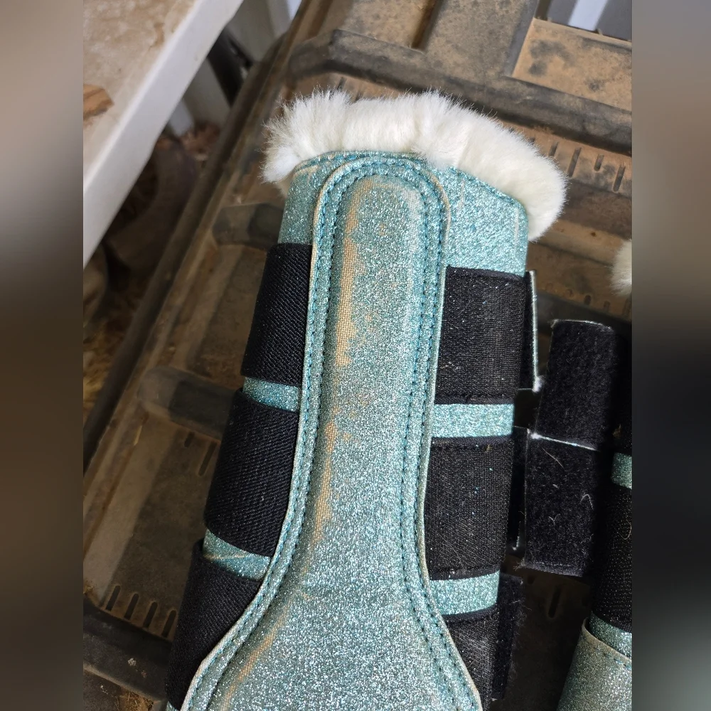Equestroom Brushing Boots - Blue Glitter! - Picture 7 of 9